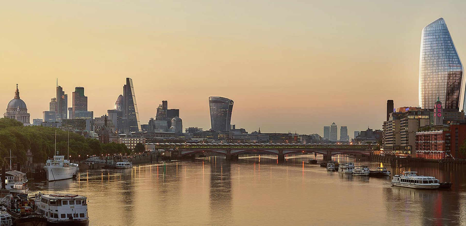 Luxurious addition to London's skyline, Header