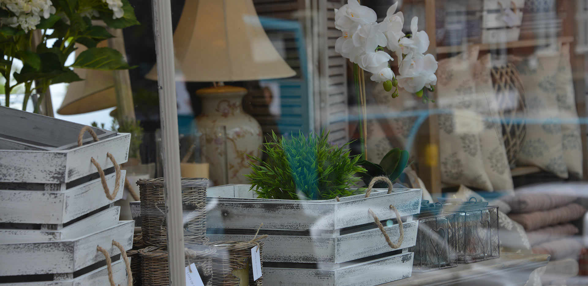 Berkeley, Royal Wells Park, Shop, Local Area