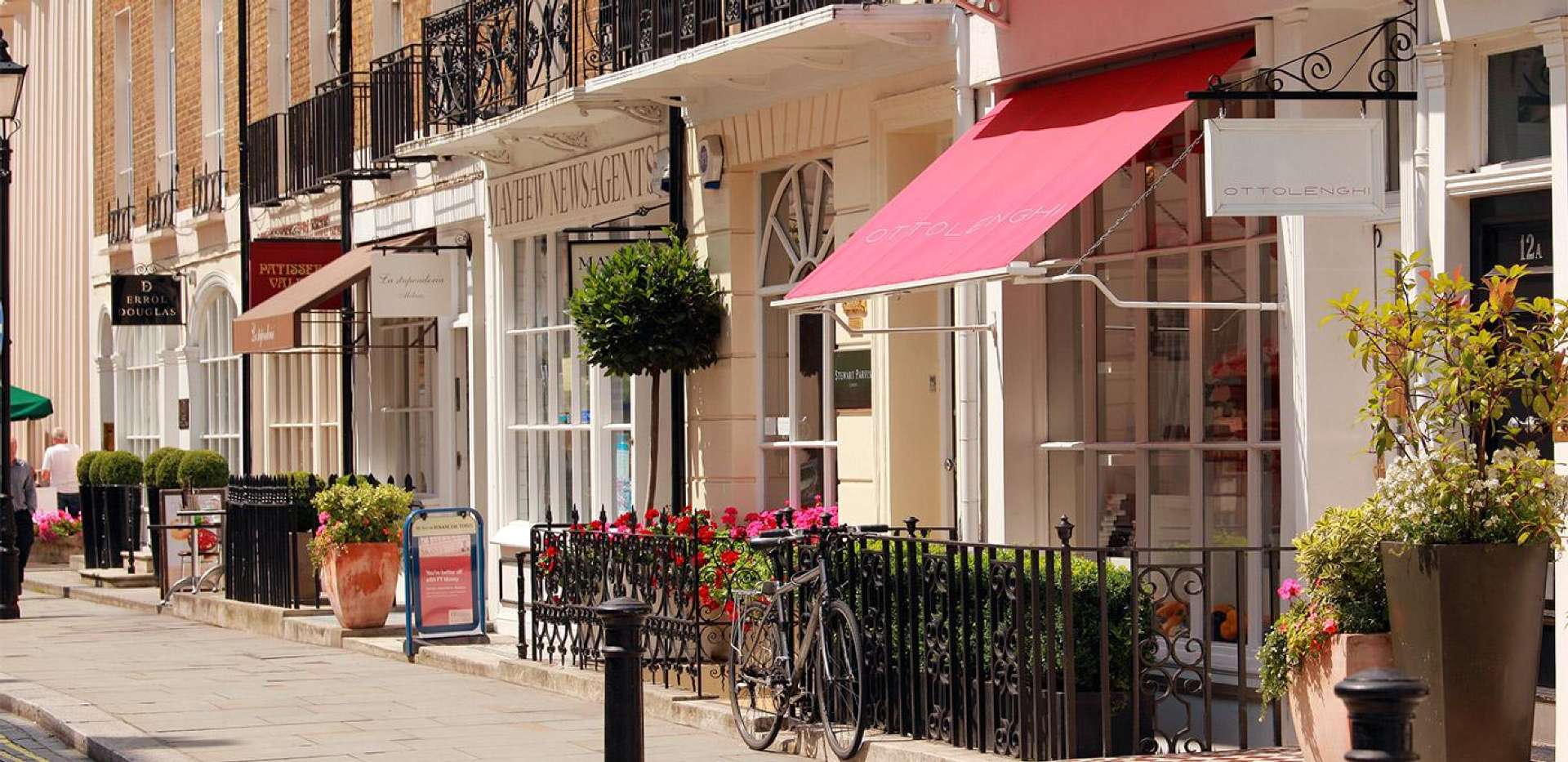 Berkeley, Ebury Square, High Street, Local Area