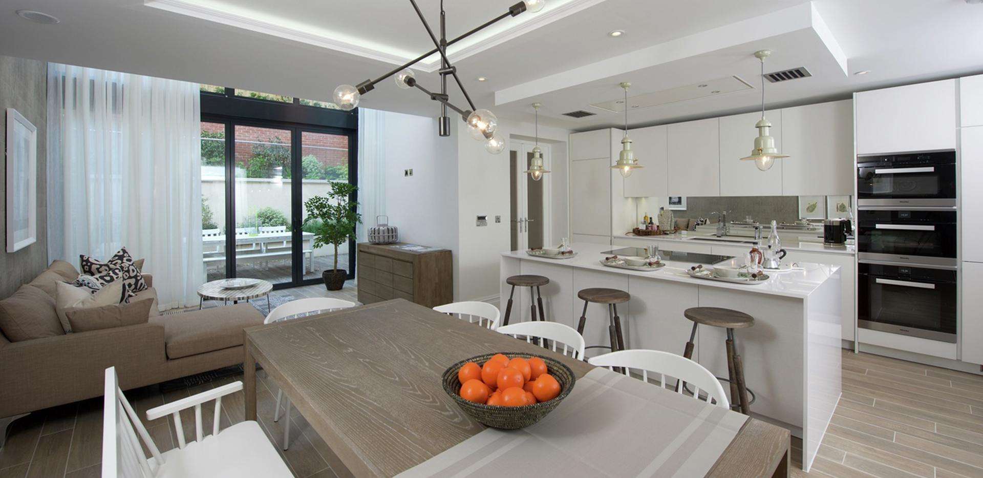 Berkeley, Marryat Place, Living Dining