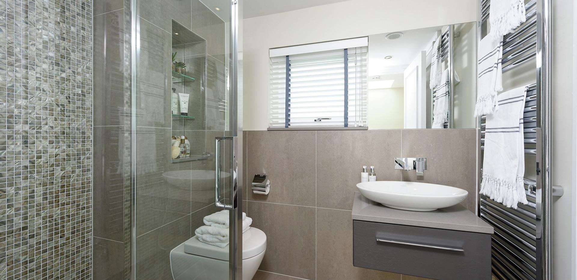 Berkeley, Marryat Place, Ensuite