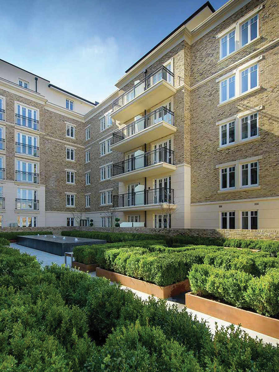 St James, Hurlingham Walk, Exterior Image