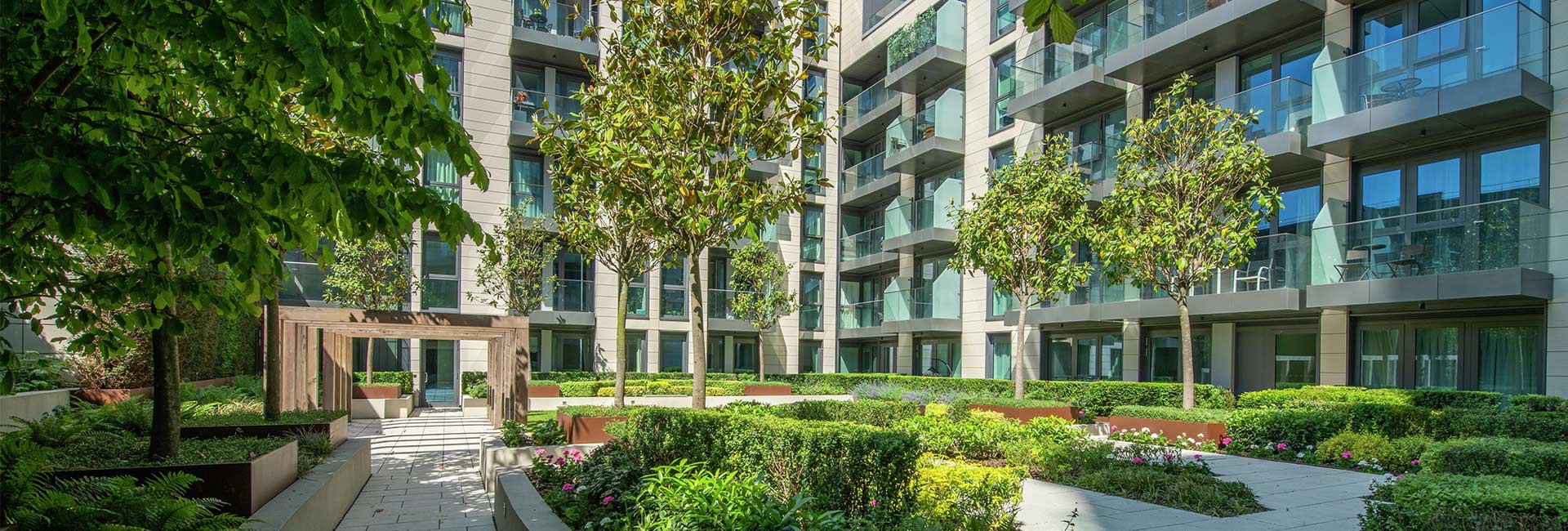 St George, Sovereign Court, Header