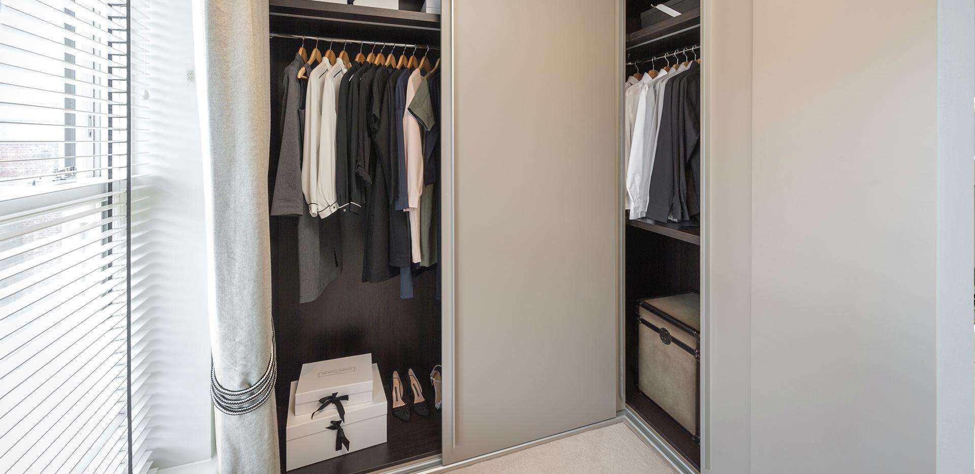 St James, Brewery Gate, Interior