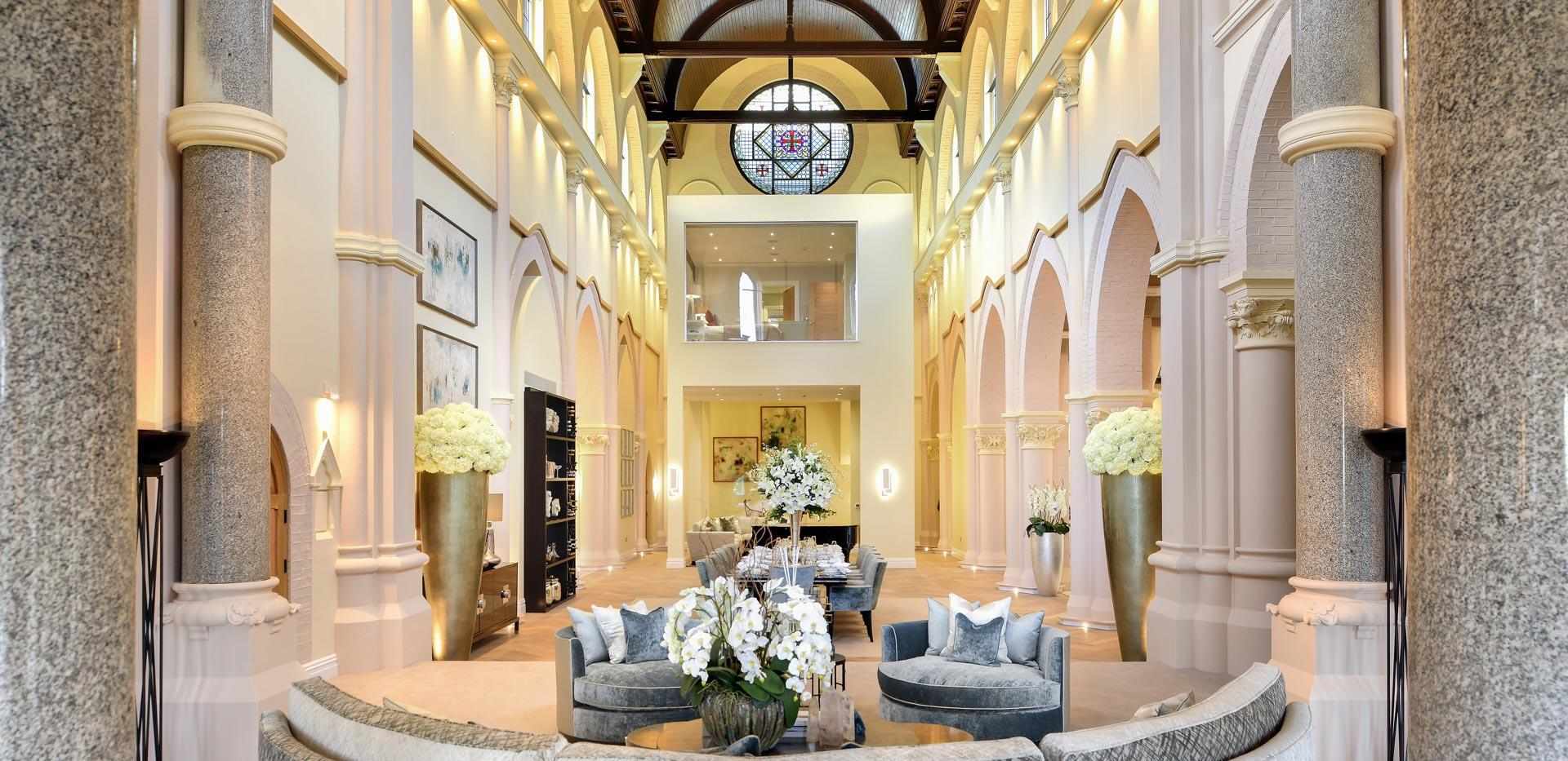 Berkeley, St Joseph's Gate, The Chapel, Interior, Living Area