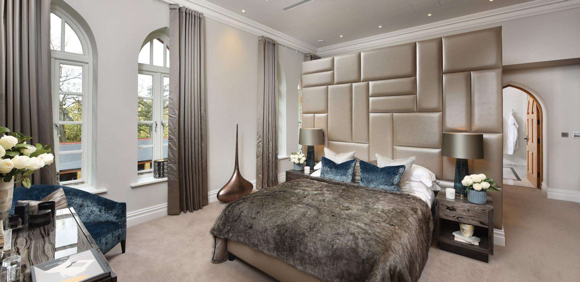 Berkeley, St Joseph's Gate, The Chapel, Interior, Master Bedroom