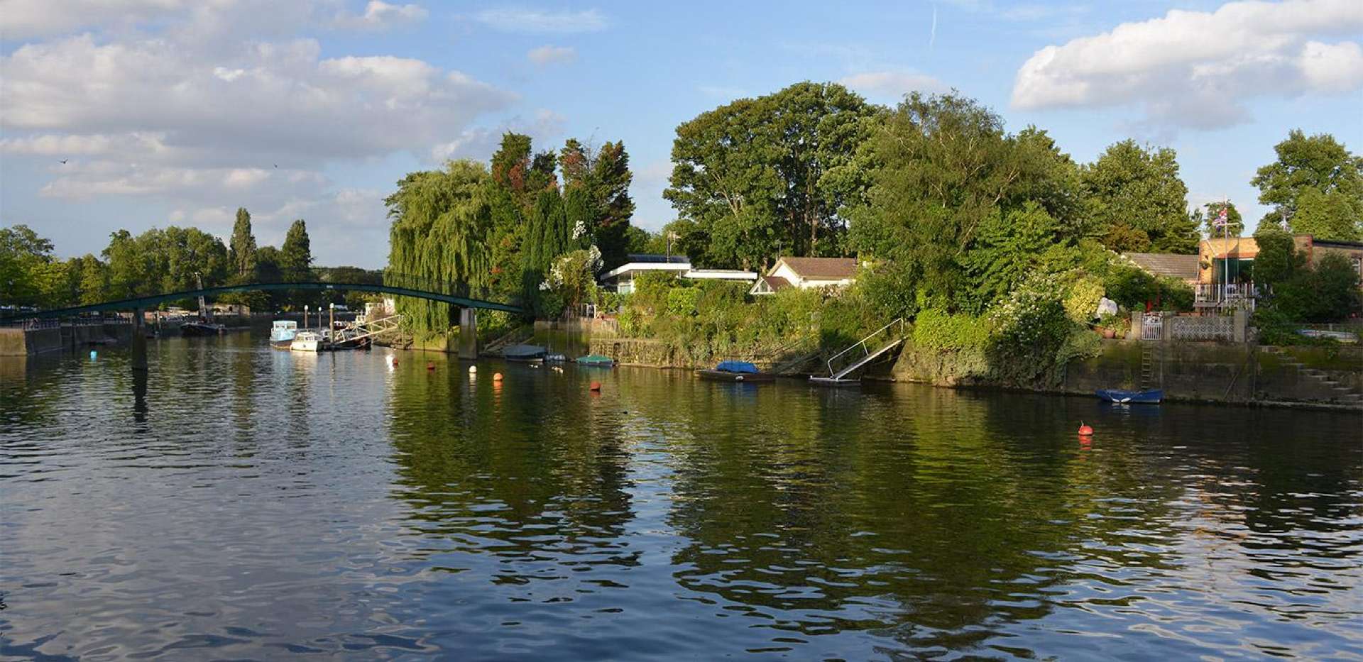 St James, Brewery Wharf, River, Local Area