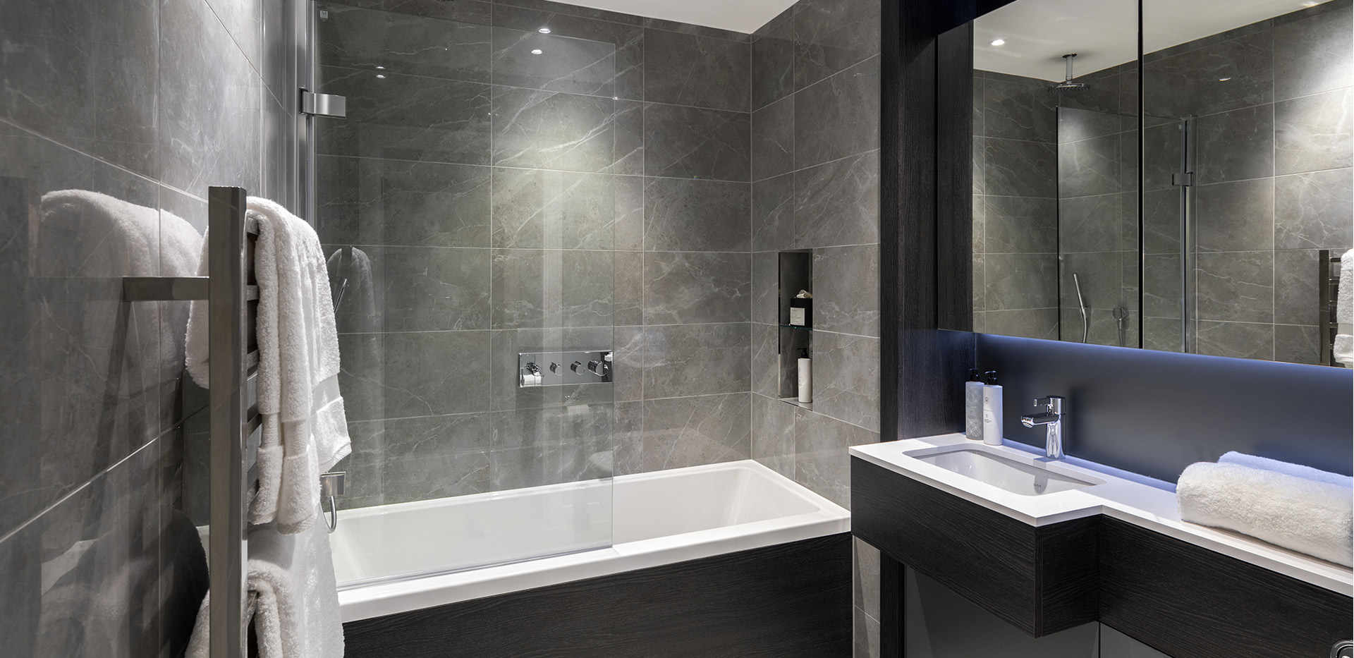 St James, Heritage Walk, Interior 26