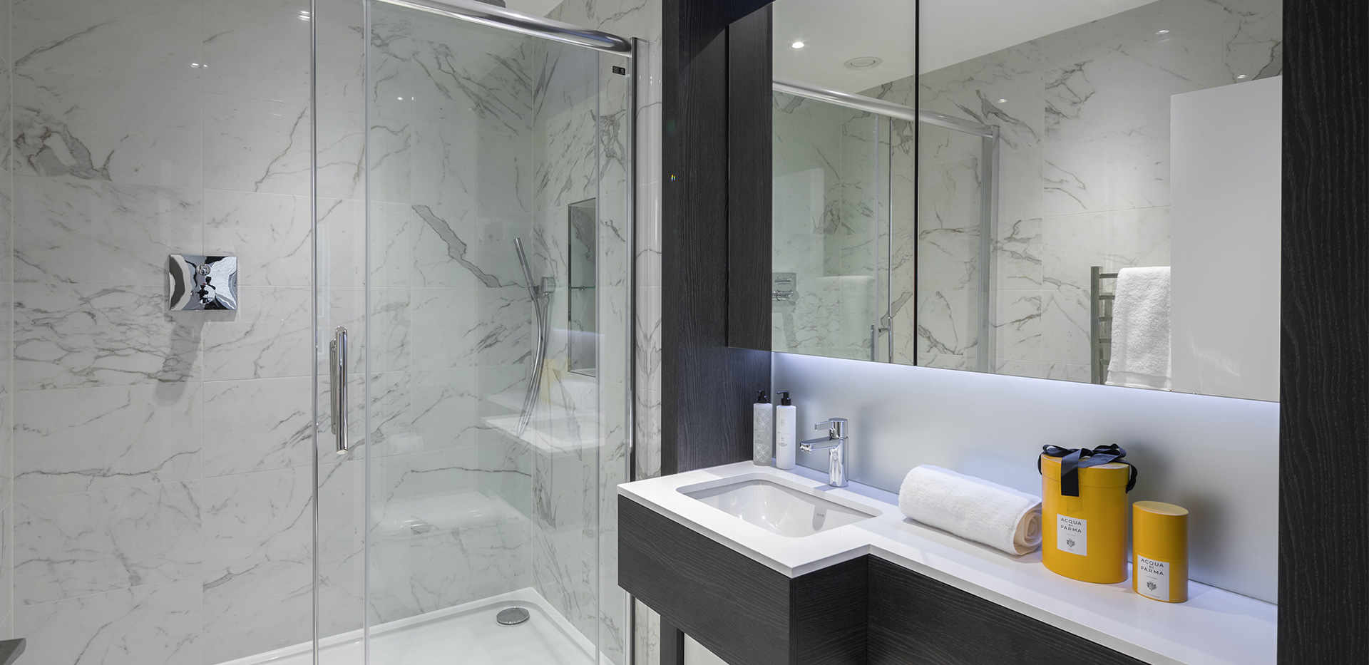 St James, Heritage Walk, Interior 28