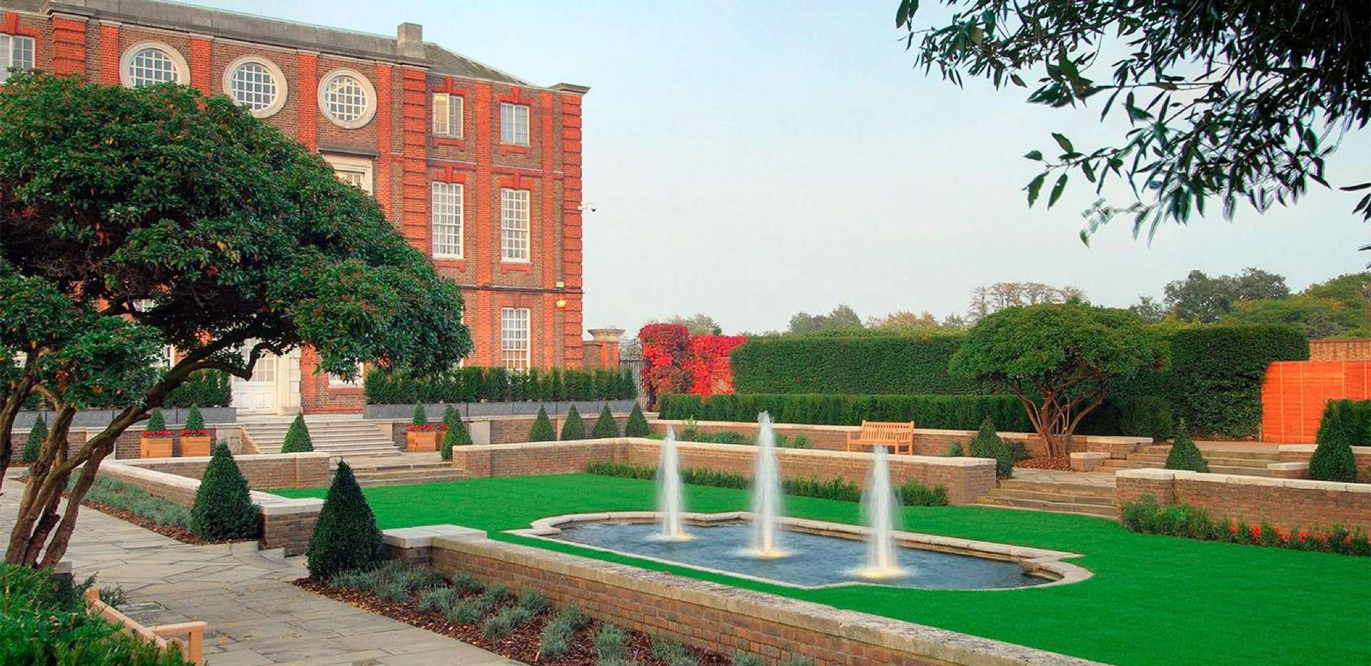 St James, Roehampton House, Water Feature, Exterior