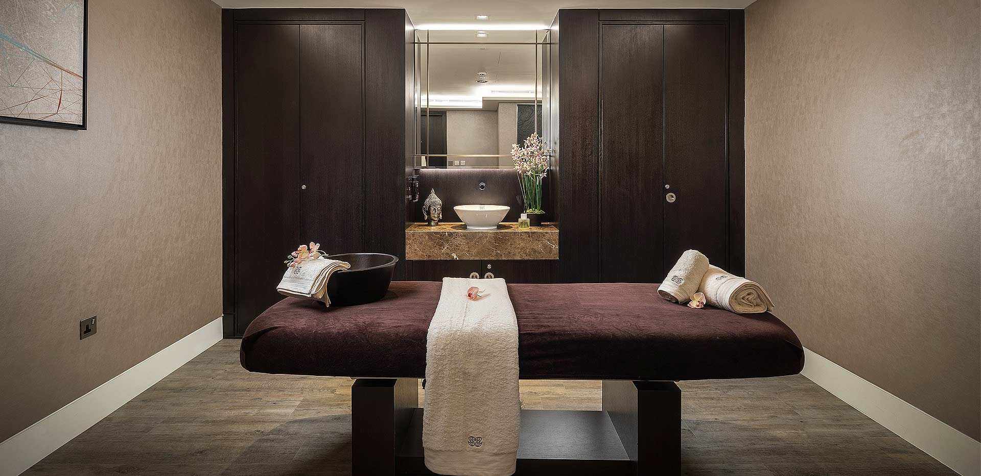 St Edward, 190 Strand, Facilities, Spa