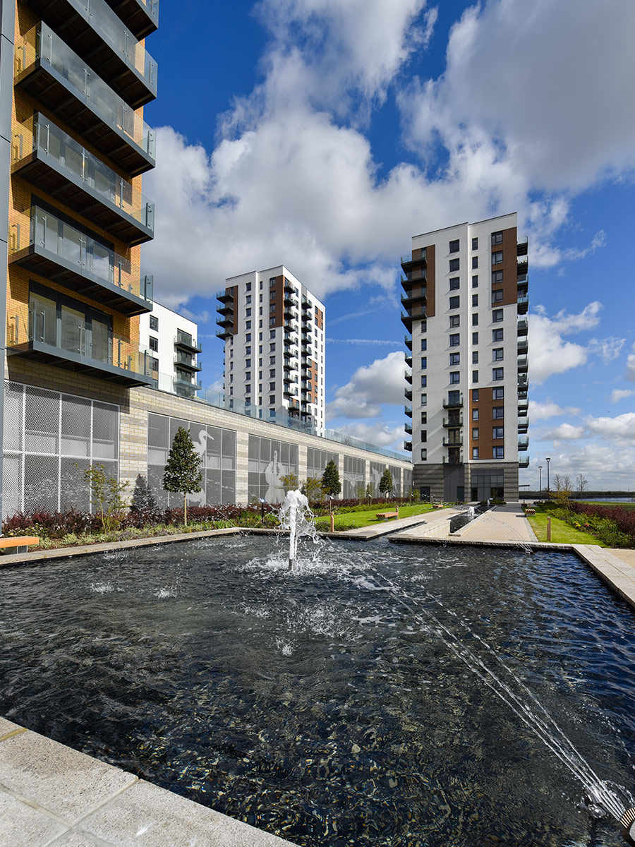 Berkeley, Victory Pier, Exterior Image