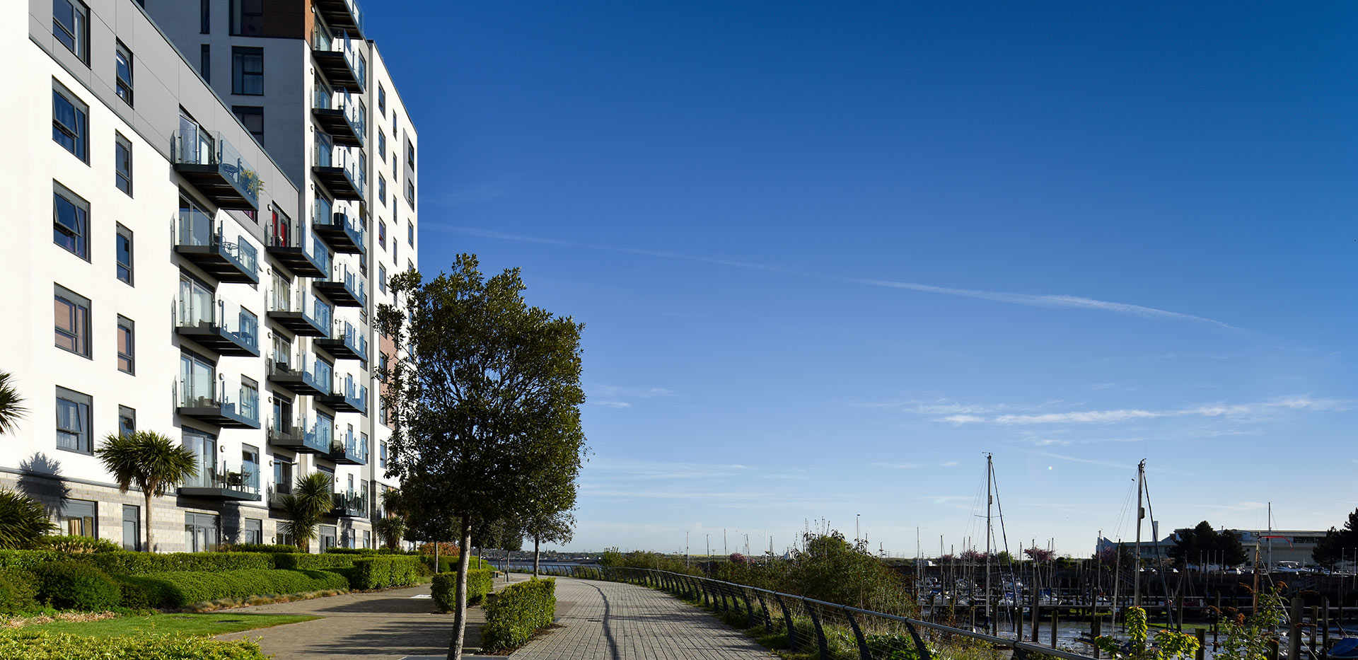 Berkeley, Victory Pier, Exterior Image