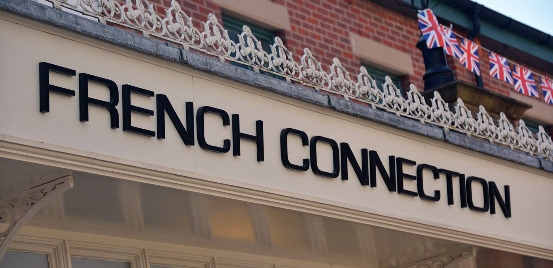 Berkeley, Queensbury Gardens, French Connection, Local Area