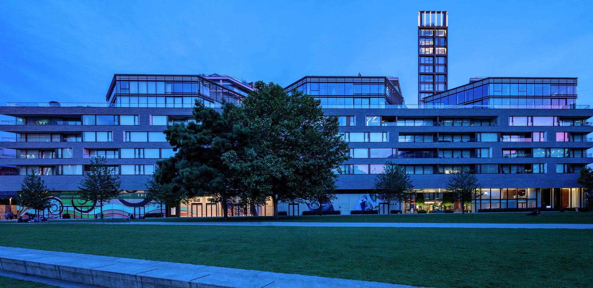 Berkeley, OTB, Exterior View, 09