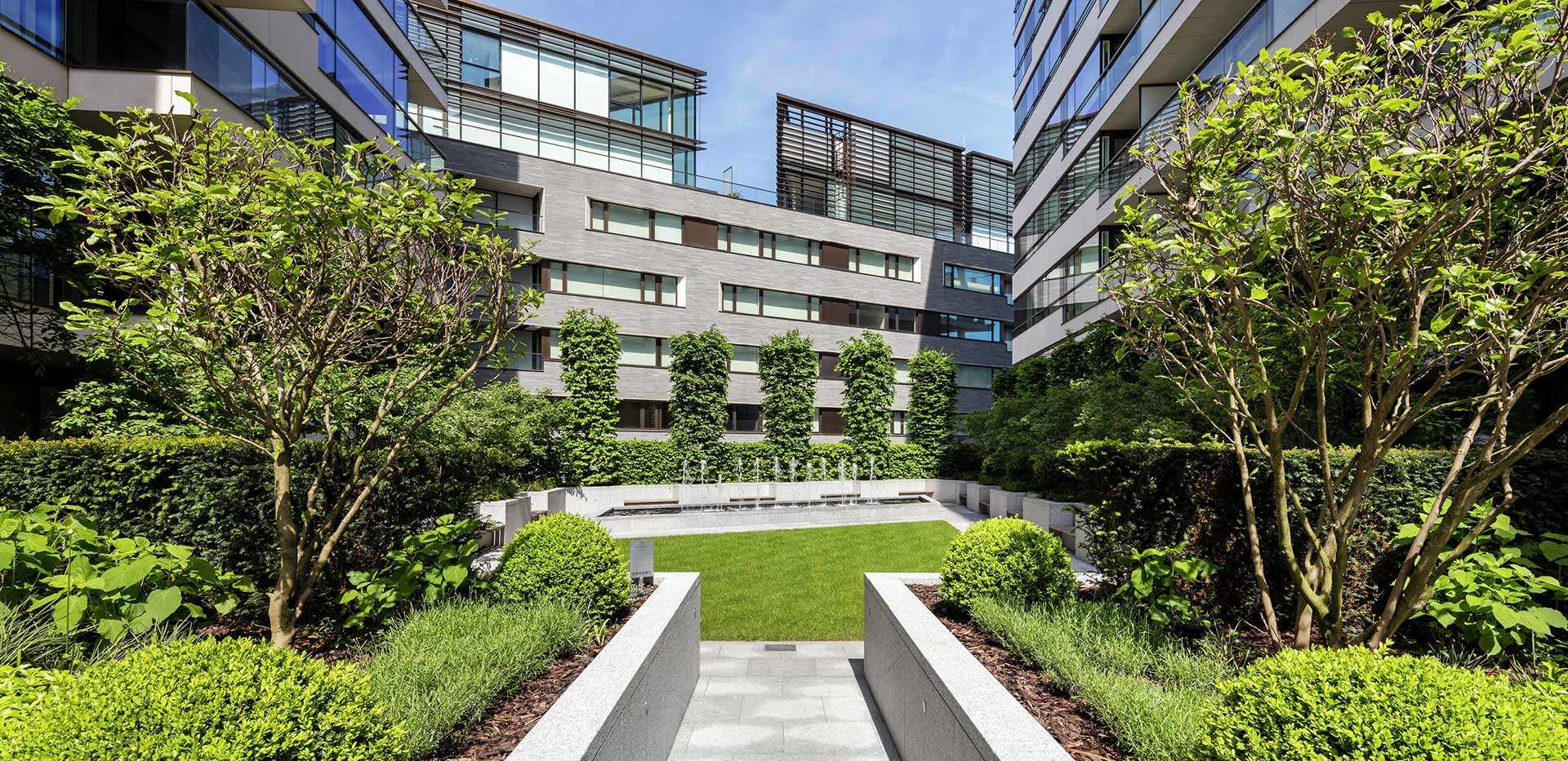 Berkeley, OTB, Exterior View, 26