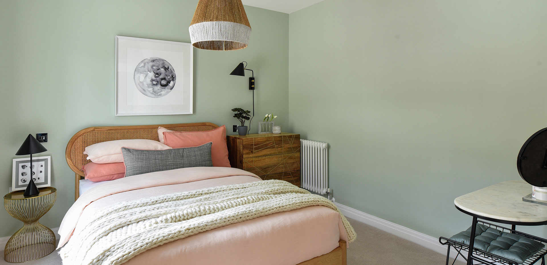 St James, Brewery Gate, Interior, 09