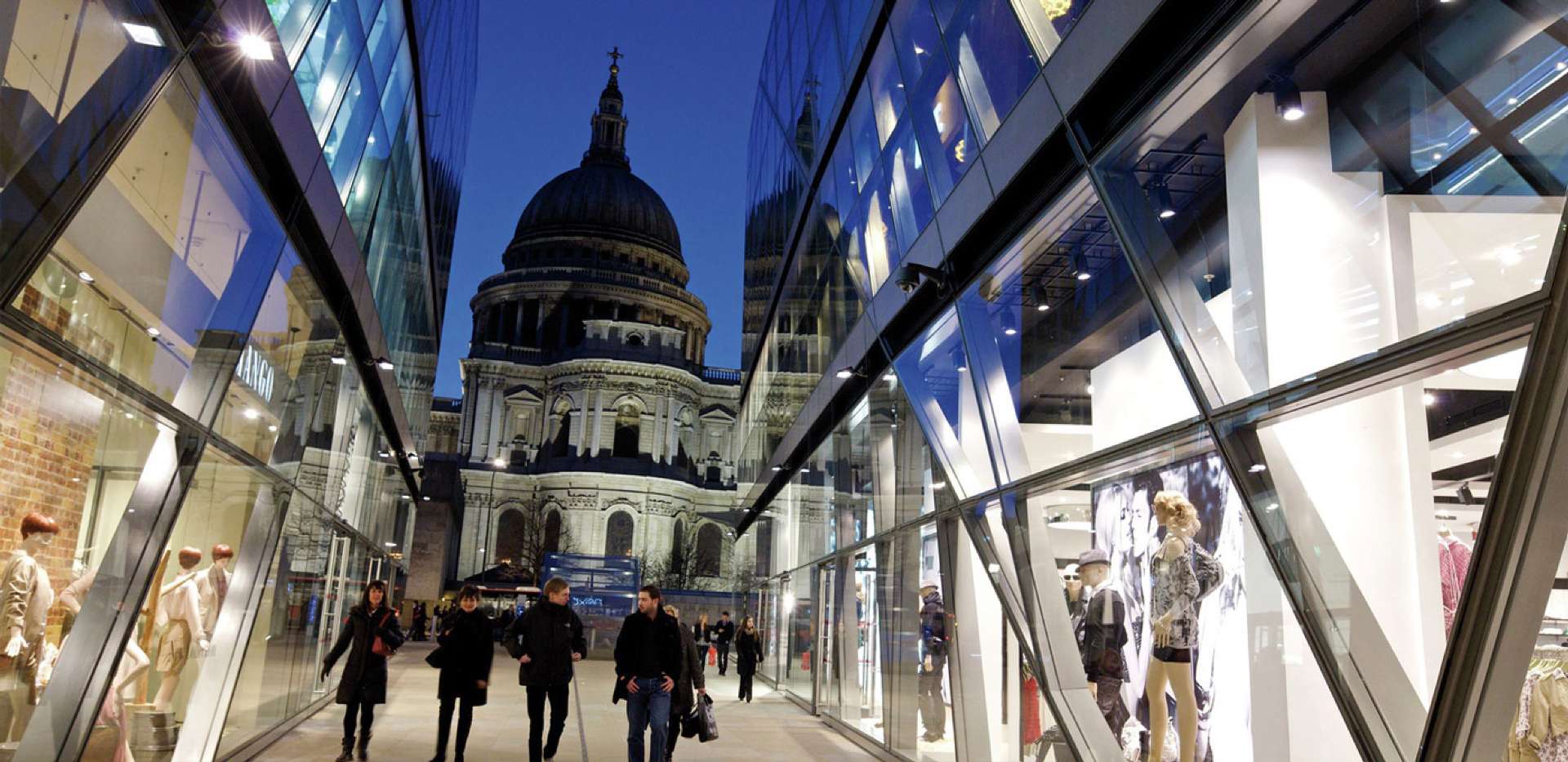 Berkeley, Roman House, St Paul's Cathedral, One New Change Shopping Centre, Local Area