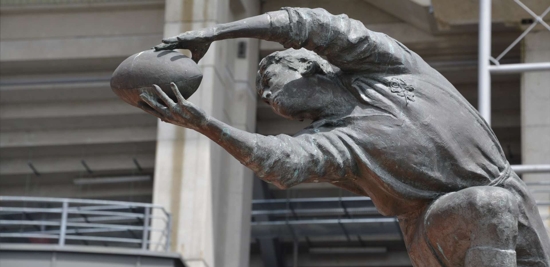 St James, Brewery Wharf, Twickenham, Stadium, Rugby, Statue, Local Area