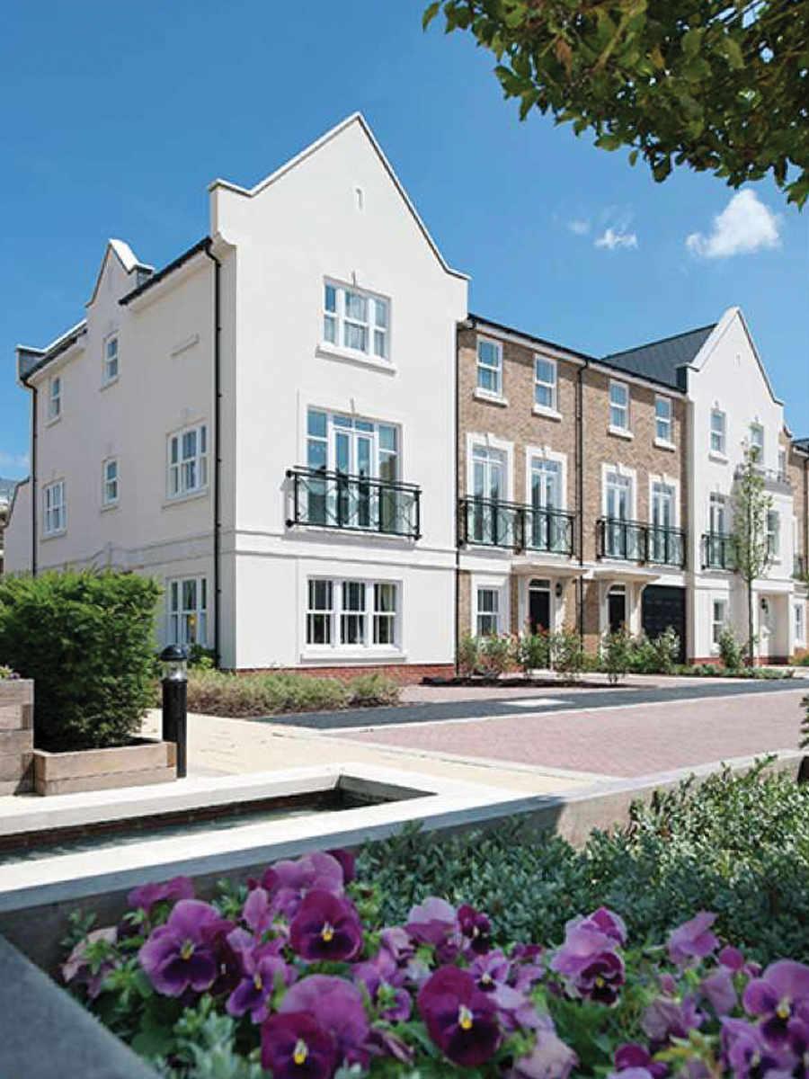 St James, Queen Mary's Place, Chatsworth Place, The Althorp, Exterior