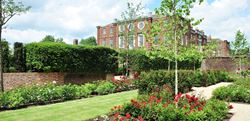 St James, Queen Mary's Place, Rose Garden, Local Area