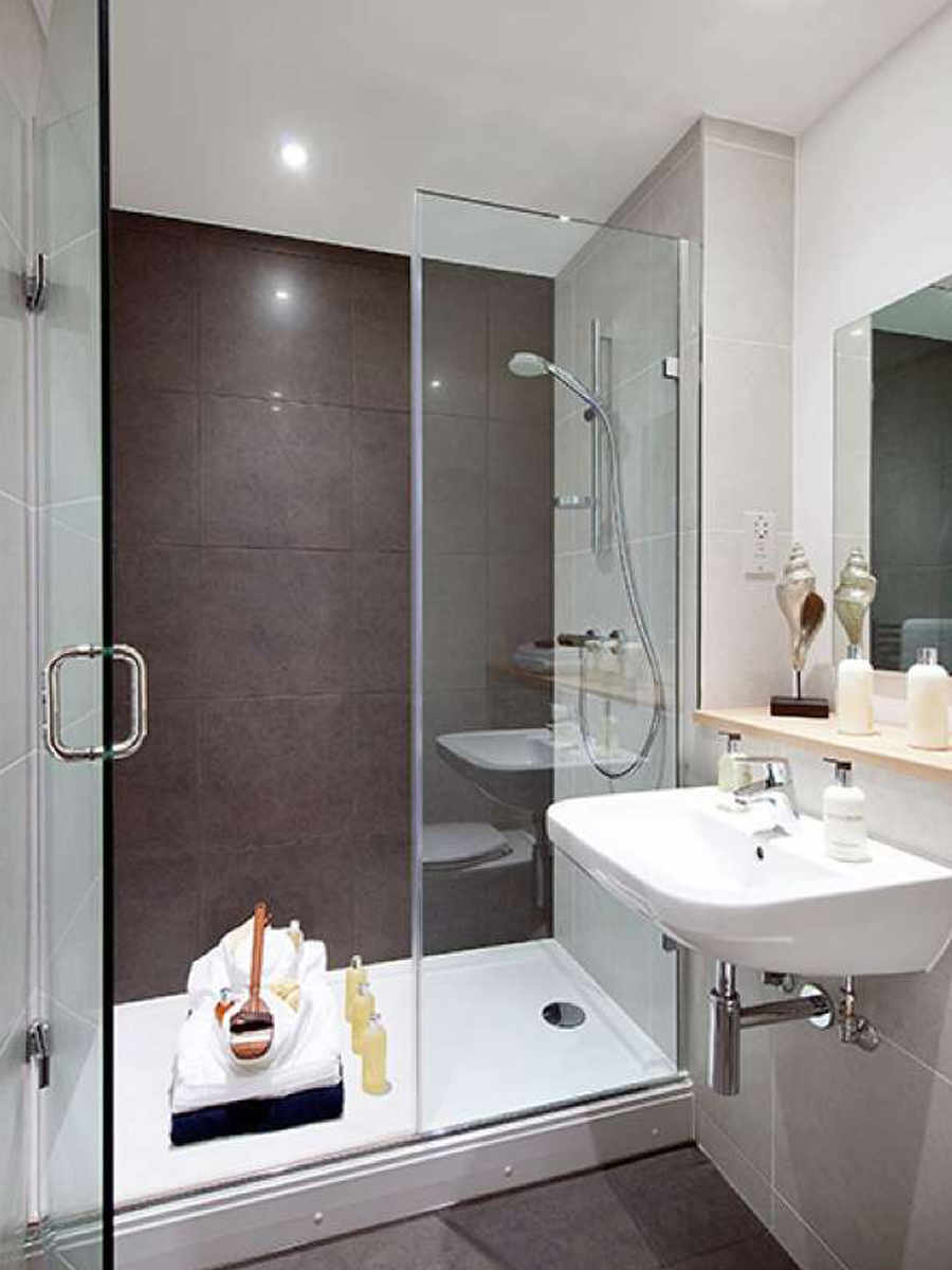 Berkeley, Kingsbrook Park, Bathroom, Interior