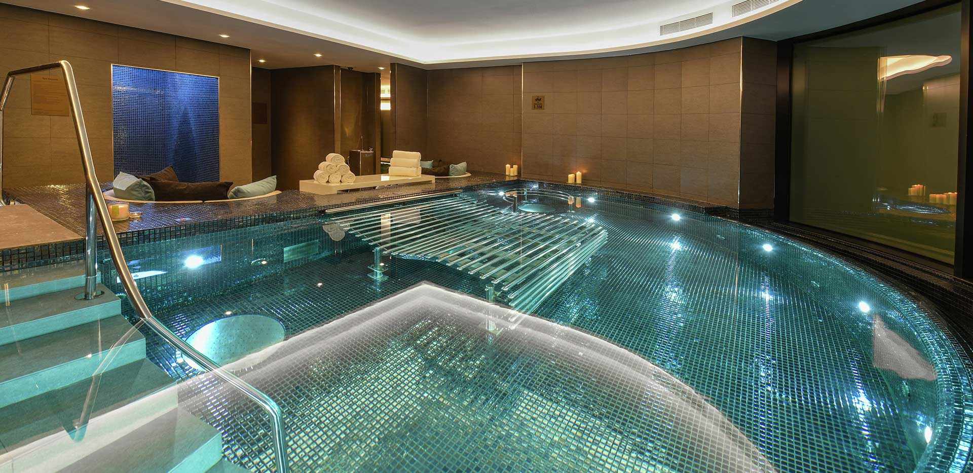 St James, The Corniche, Spa, Facilities