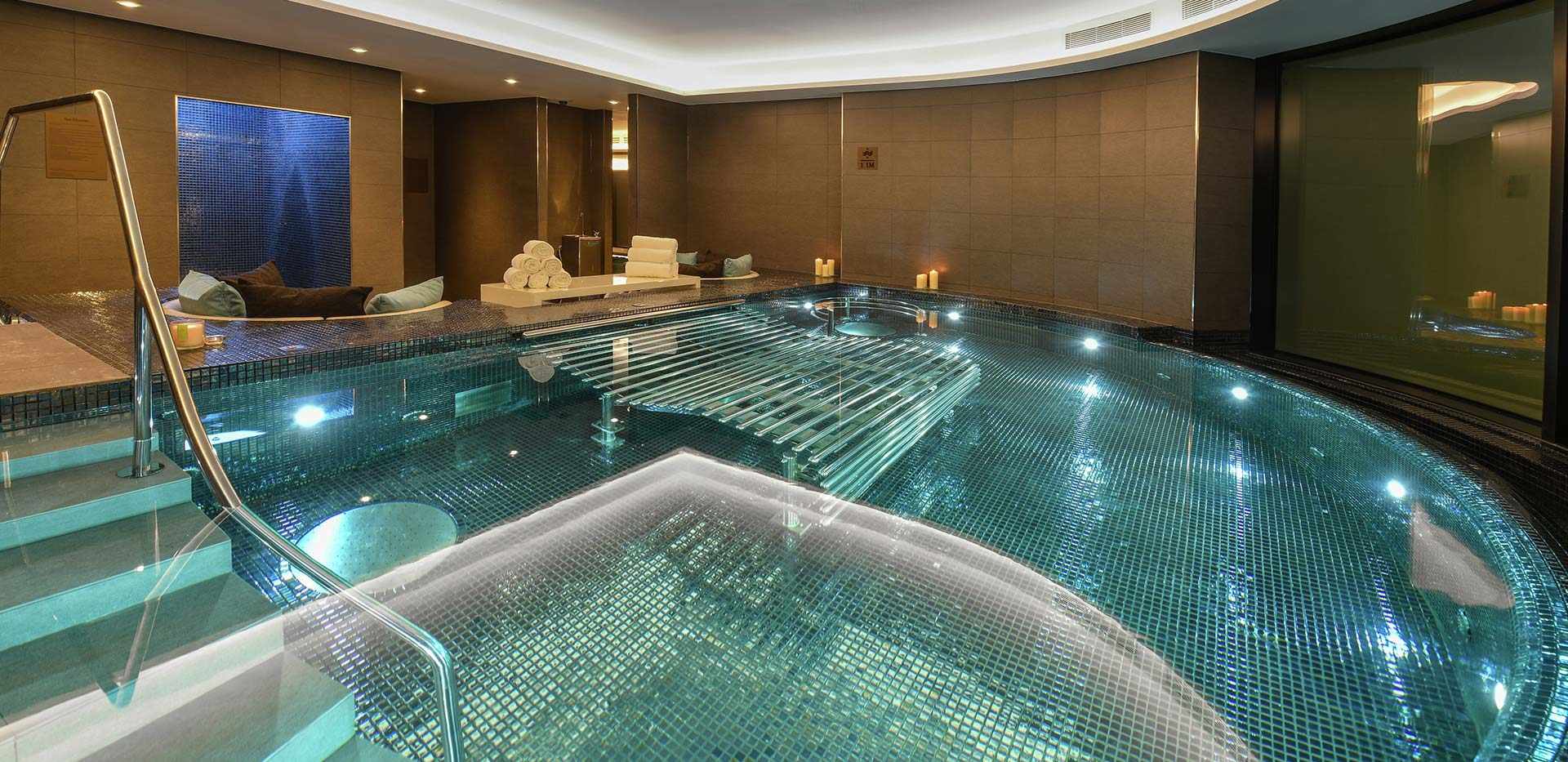 St James, Albert Embankment, The Dumont, Facilities, Vitality Pool