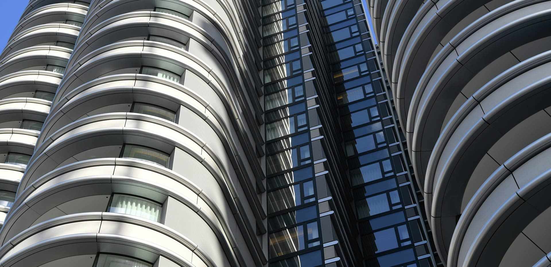 St James, The Corniche, Exterior, 01