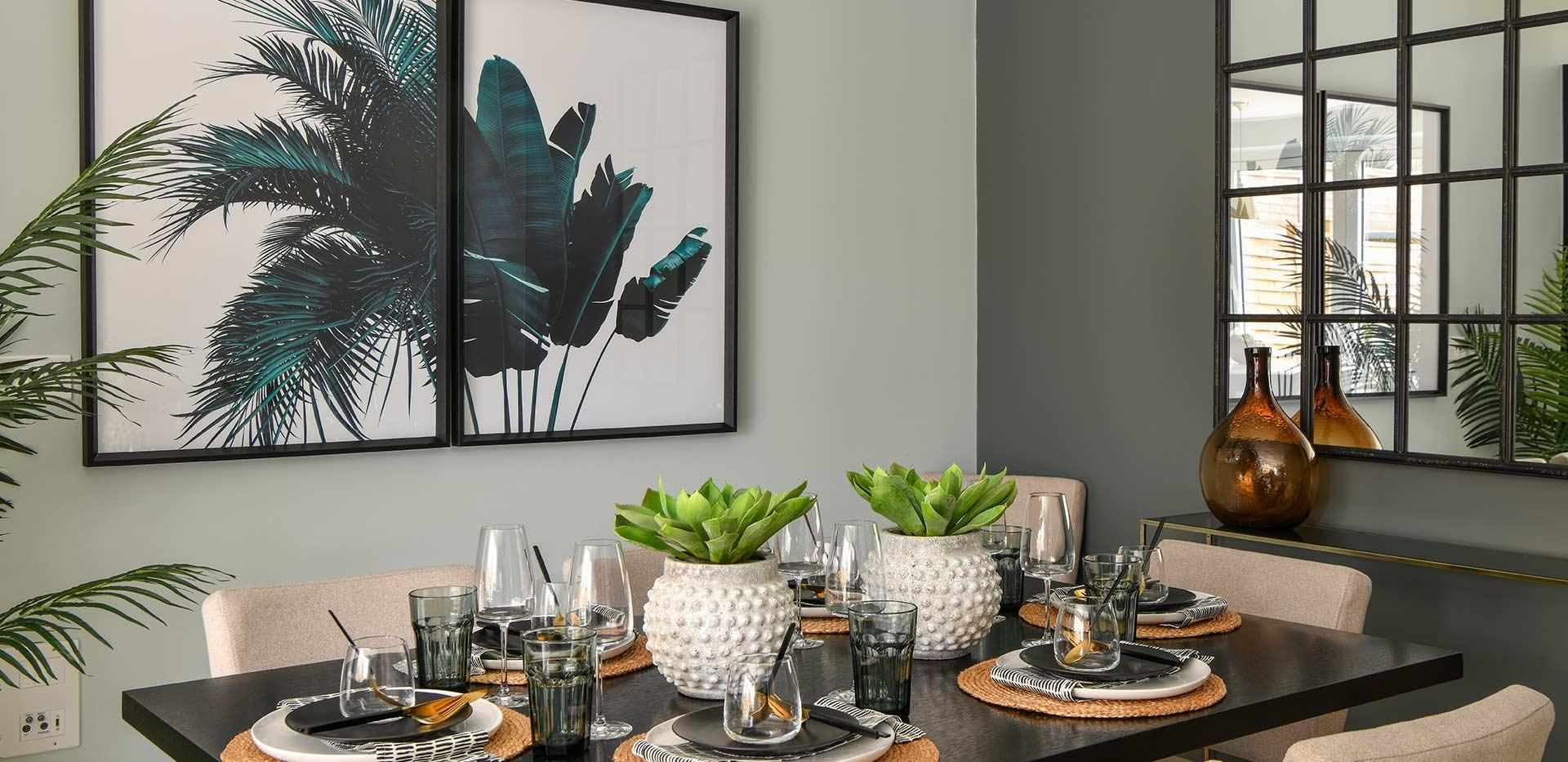 St James, Brewery Gate, Dining