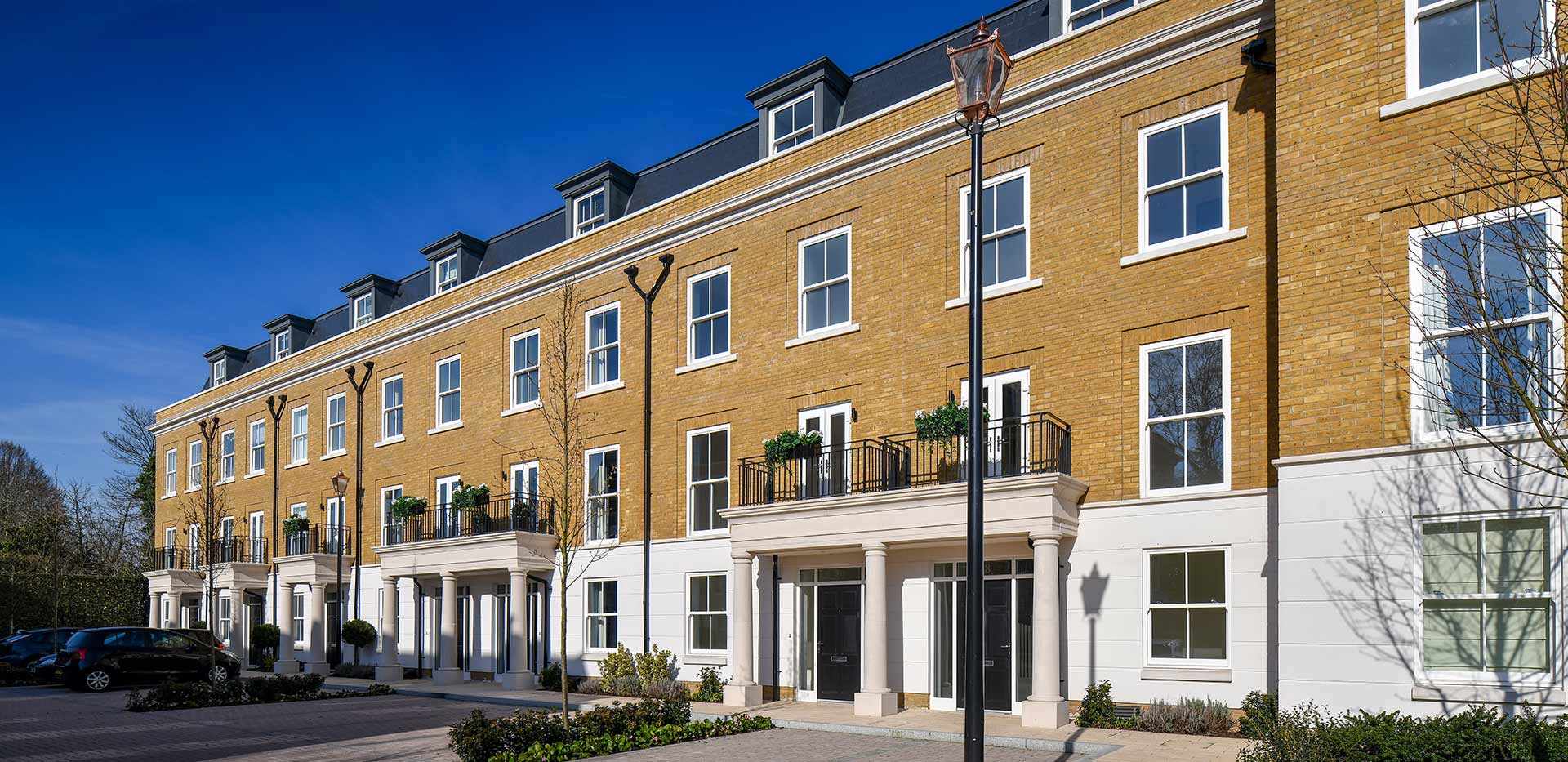 St James, Brewery Gate, Exterior, 04