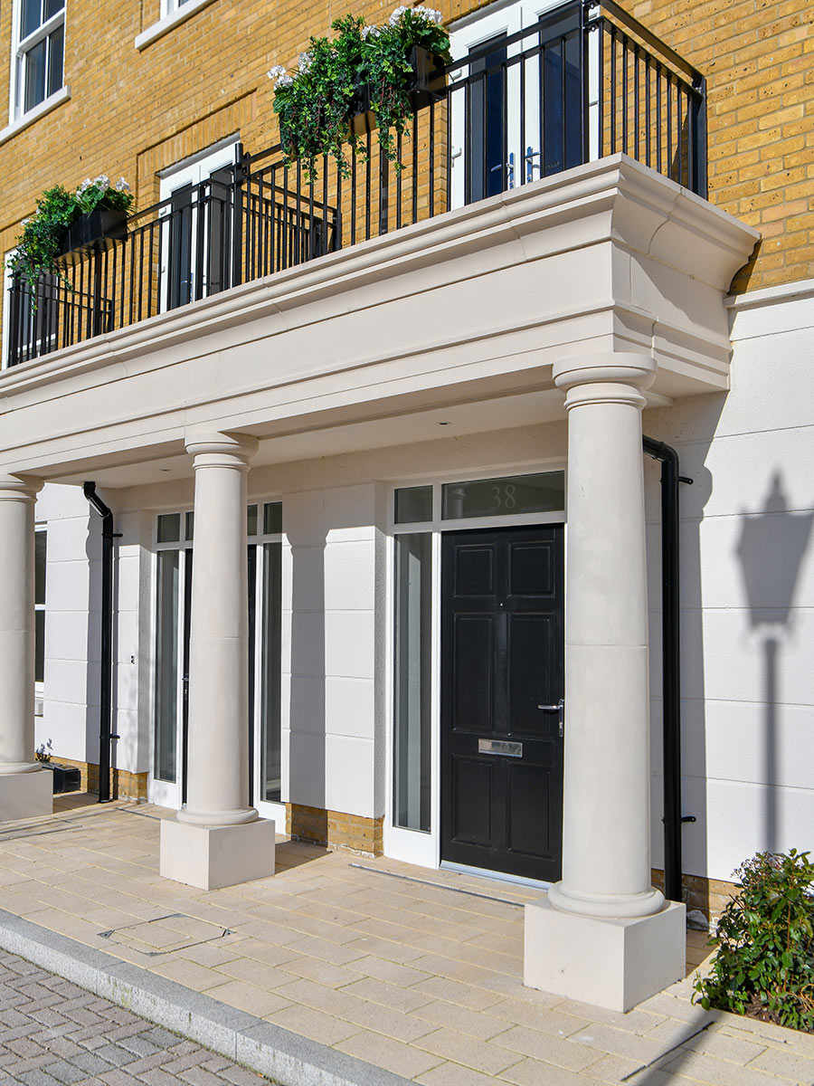 St James, Brewery Gate, Exterior, 07