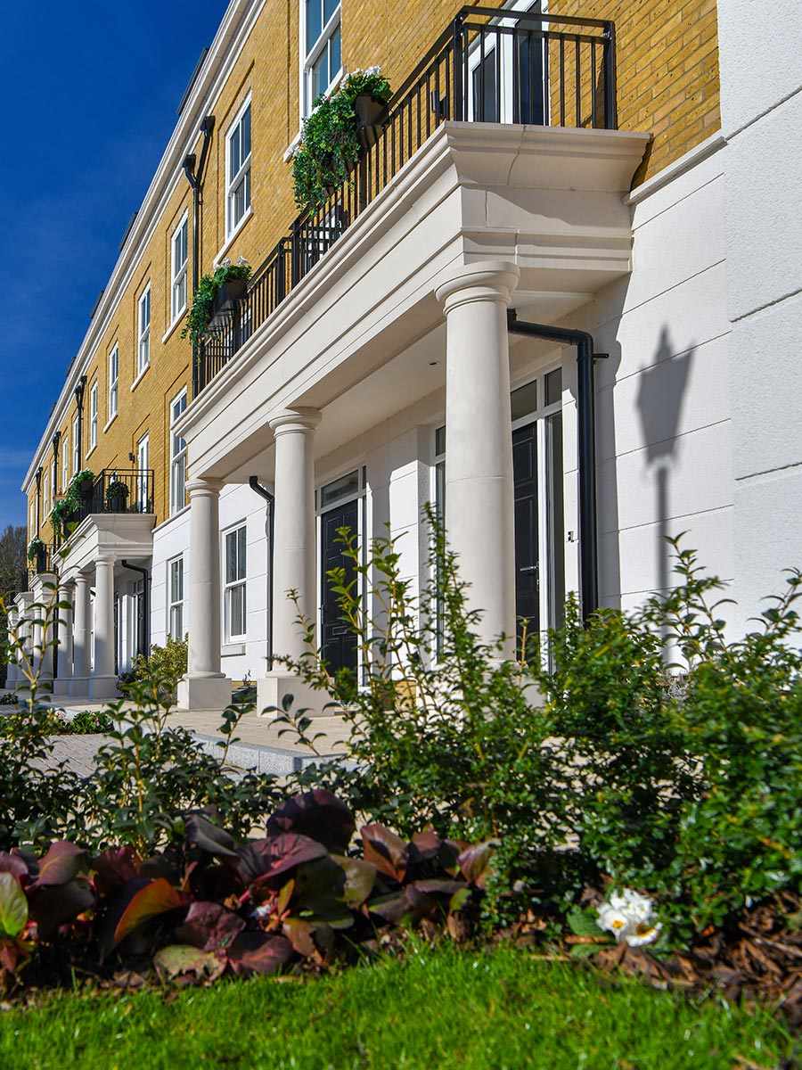 St James, Brewery Gate, Exterior, 08