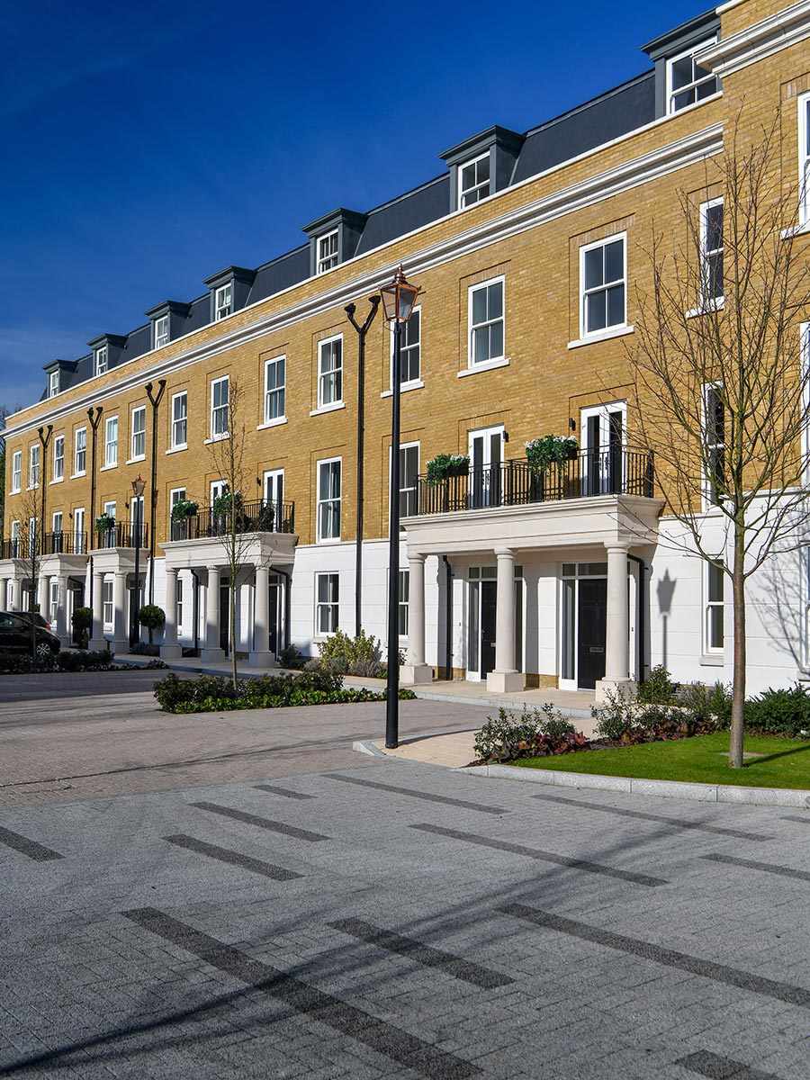 St James, Brewery Gate, Exterior, 10