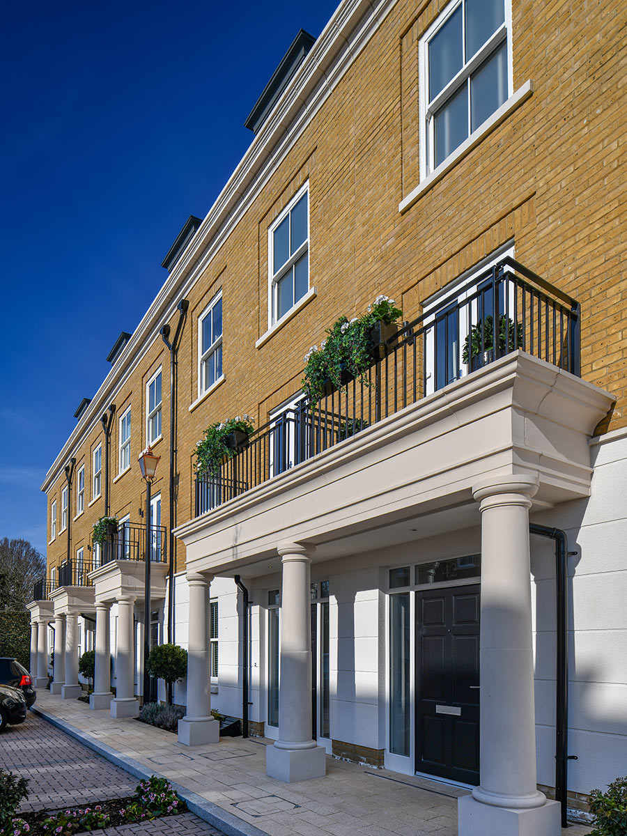 St James, Brewery Gate, Exterior, 11
