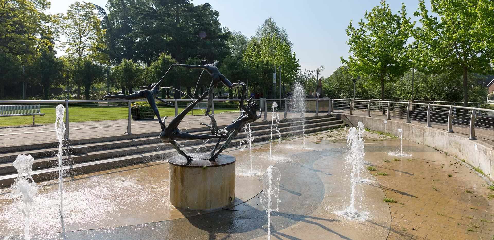 Berkeley, 17-51 London Road, Local Area