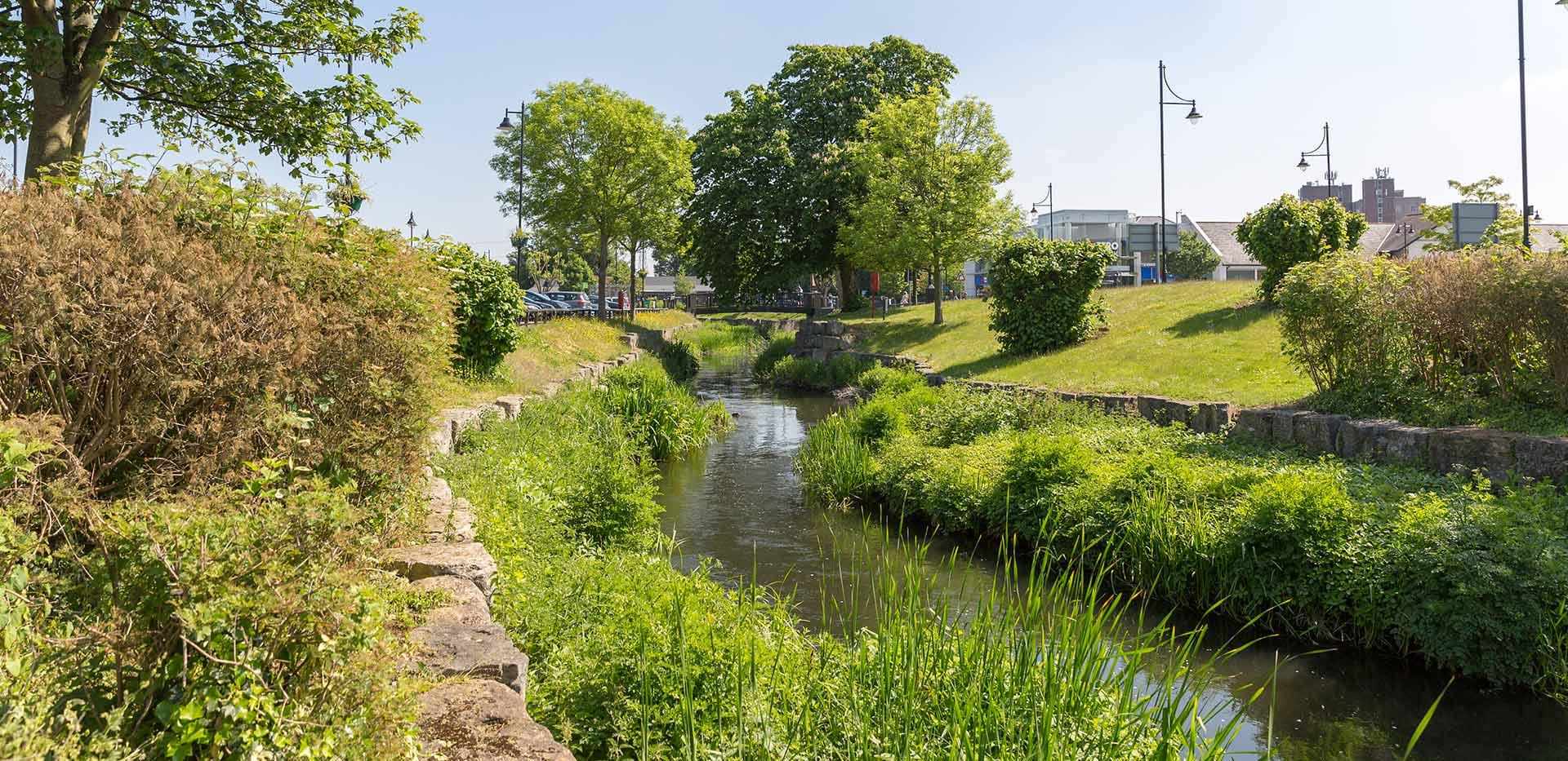 Berkeley, 17-51 London Road, Local Area