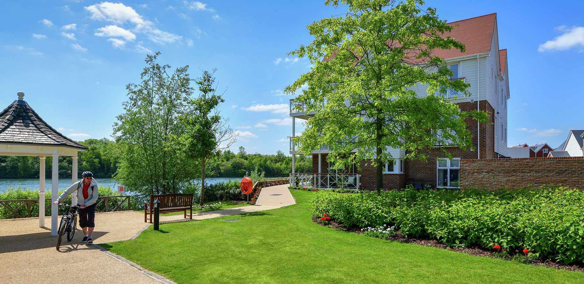 Berkeley, Holborough Lakes, Lifestyle, Bike Exteriors