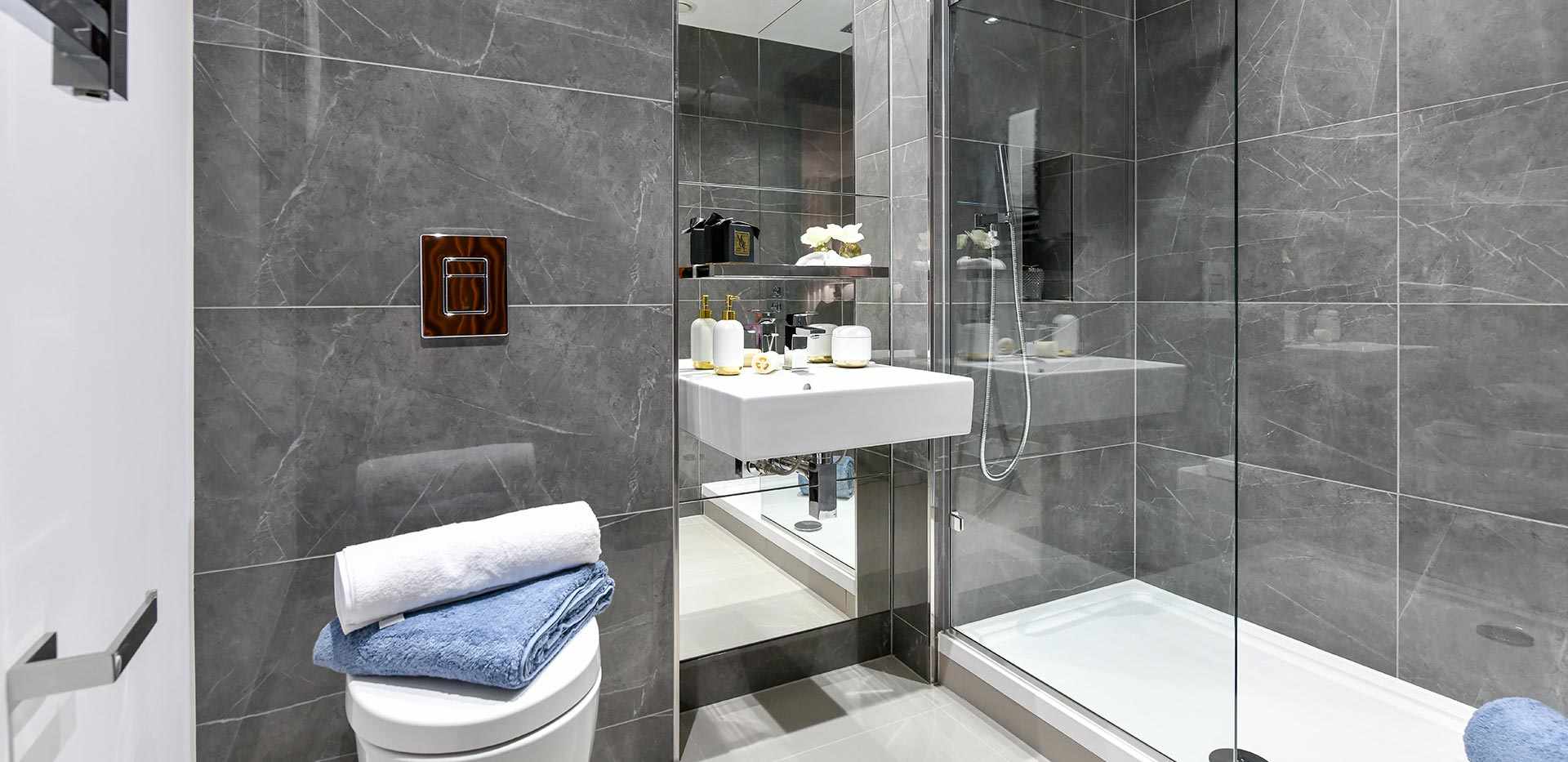 Berkeley, Vista, Show Apartment 5.5.3, Bathroom