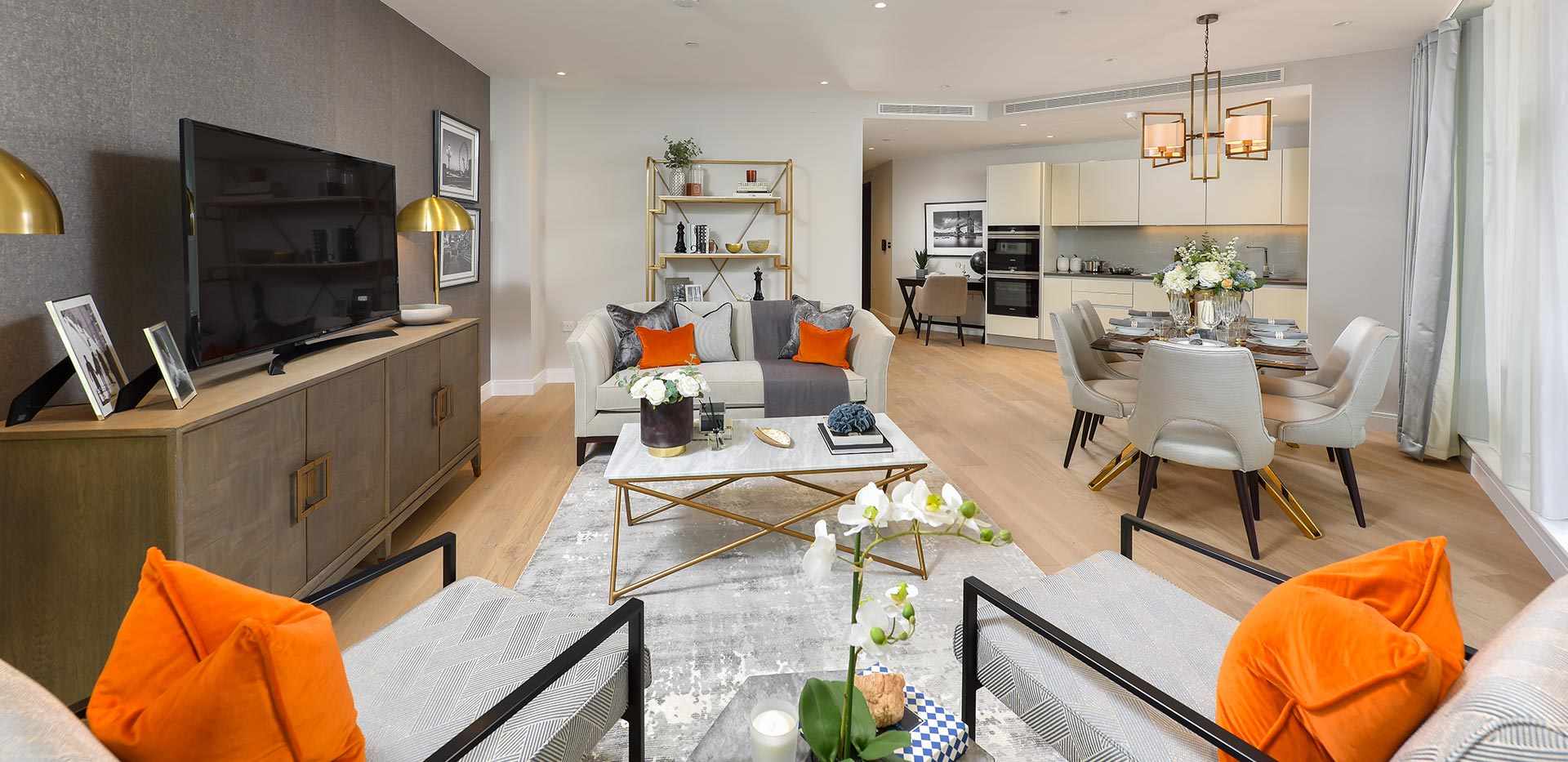 Berkeley, Vista, Show Apartment 5.5.3, Living Room