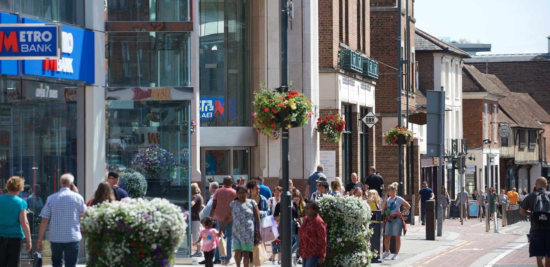 St William, The Arches, Local Area