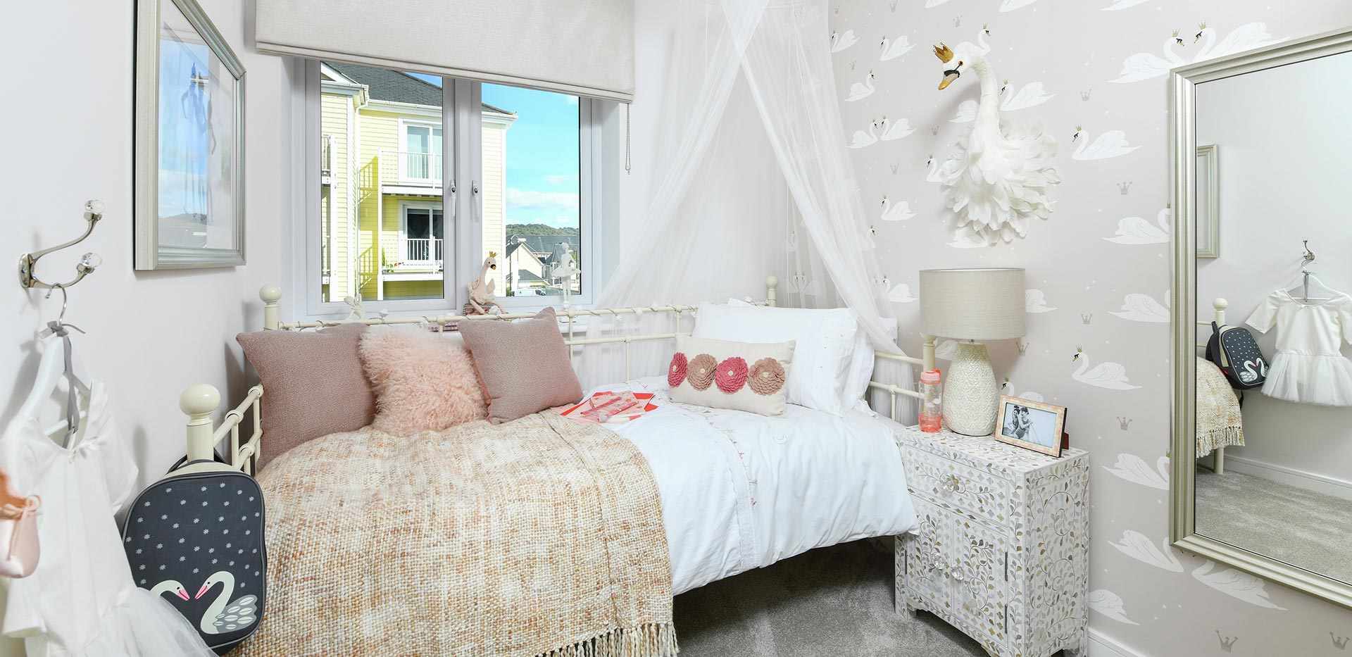 Berkeley, Holborough Lakes, Providence Walk, Three Bedroom Showhome, Bedroom