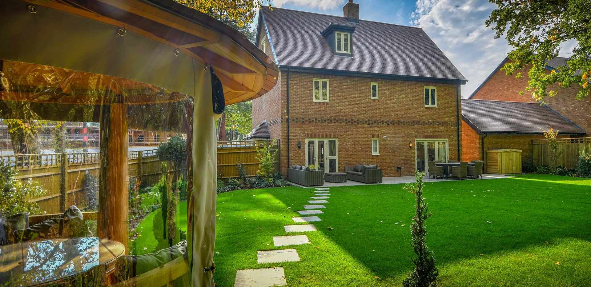 Berkeley, Brompton Gardens, Development Exterior