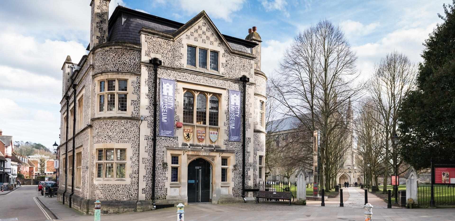 Berkeley, Knights Quarter, Local Area, City Museum