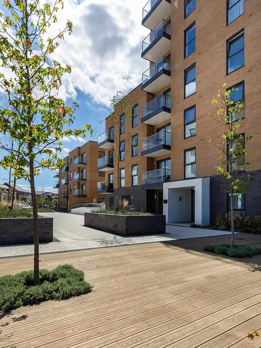 Berkeley, Kennet Island, Development Exterior