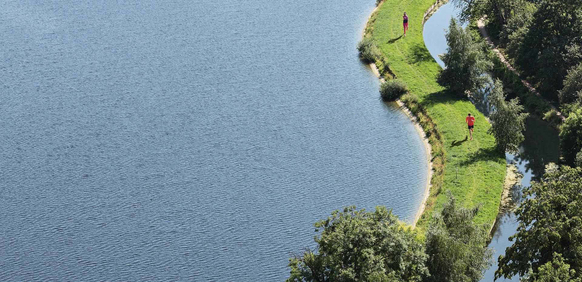 Berkeley, Woodberry Down, Local Area, Running