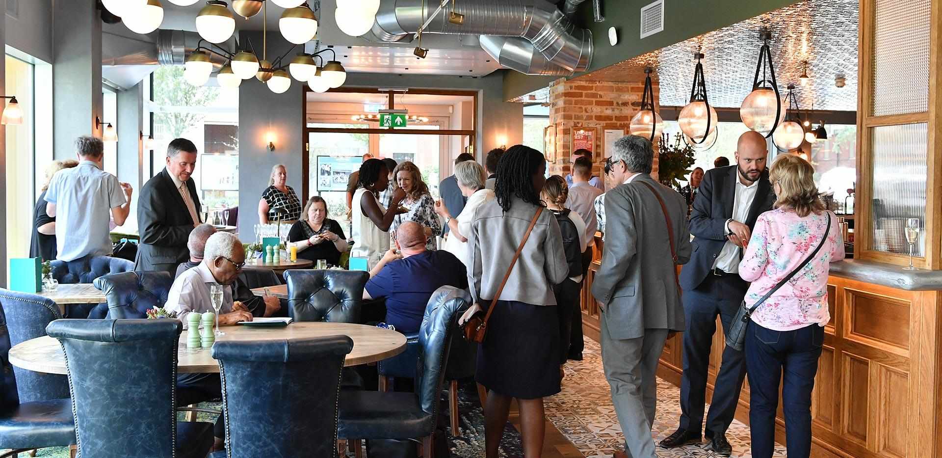 Berkeley, Woodberry Down, Local Area