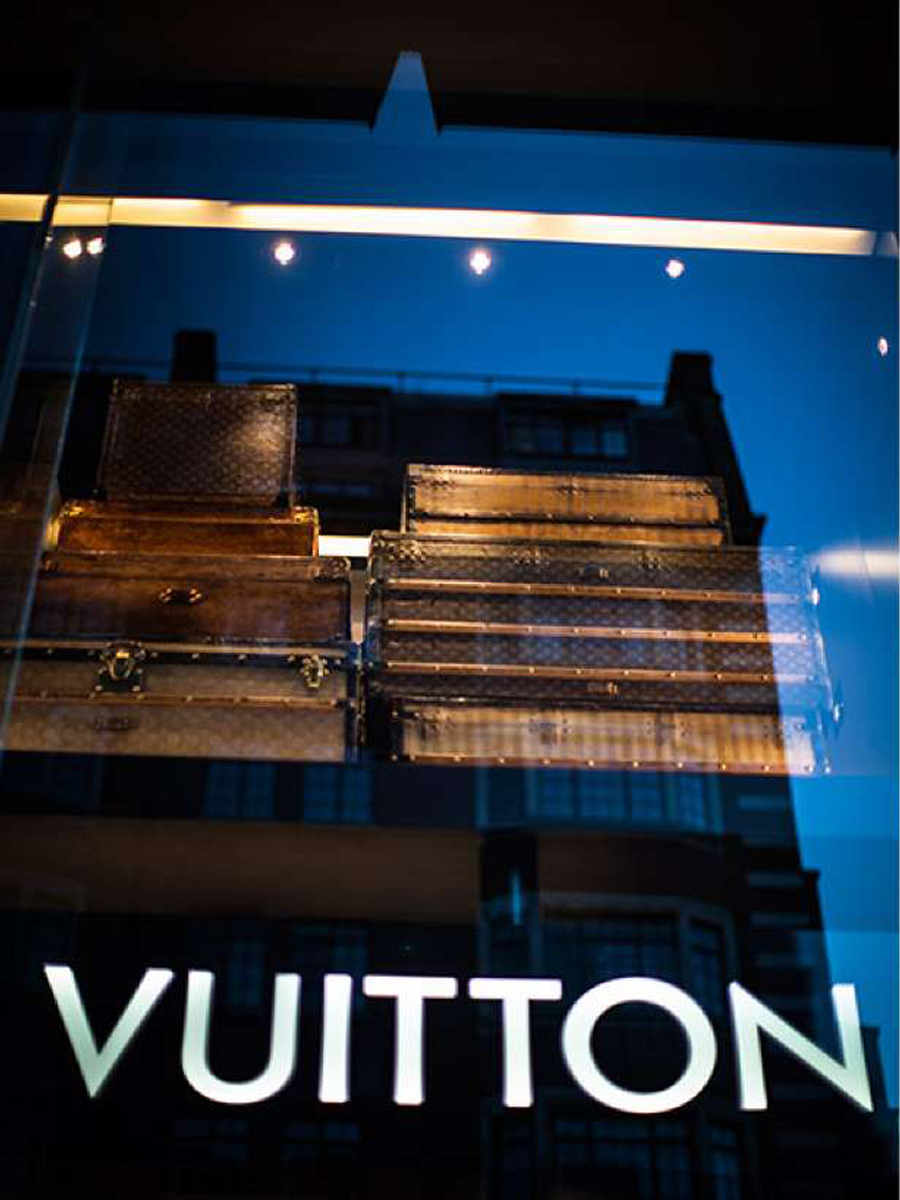 St James, Moore House, Louis Vuitton, Local Area