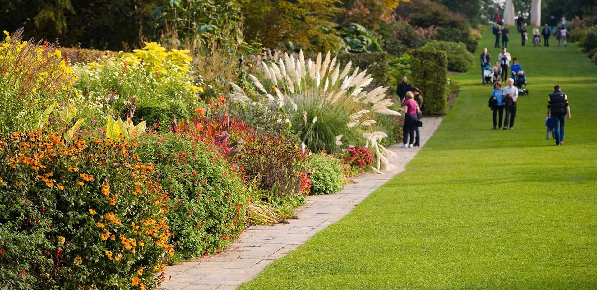 Berkeley, Princes Chase, Local Area, RHS Gardens