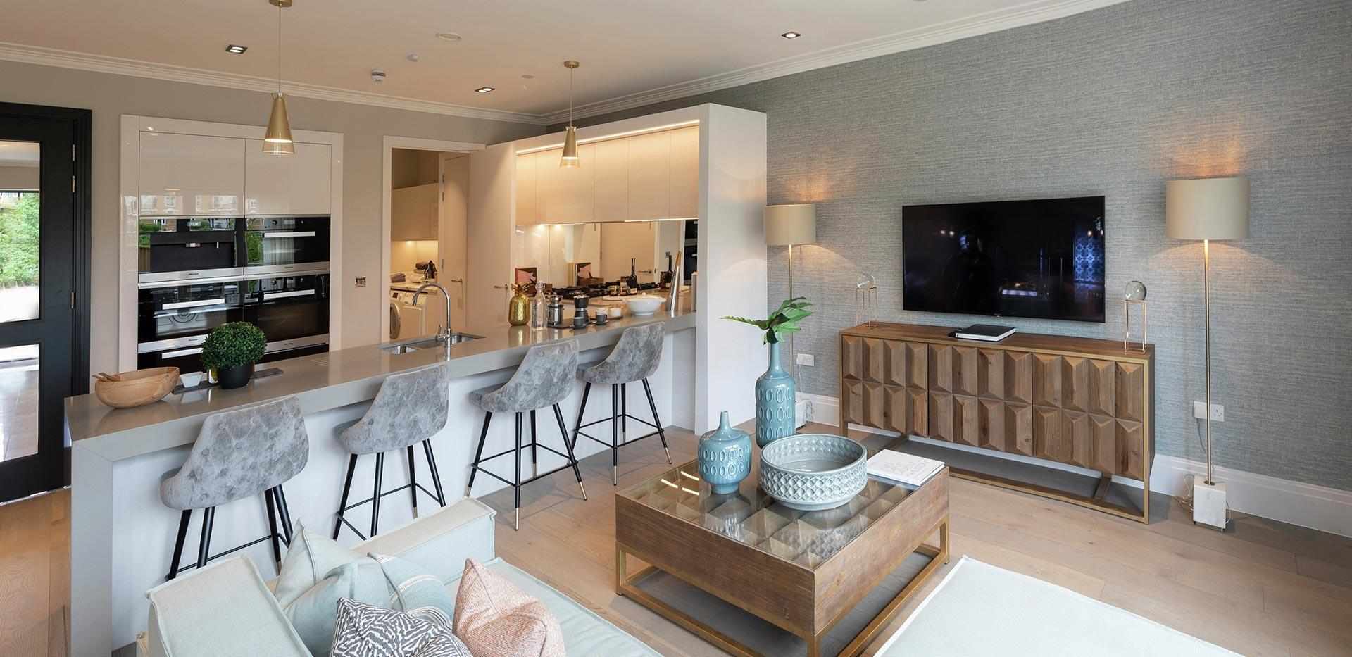 St James, Fitzroy Gate, House 31